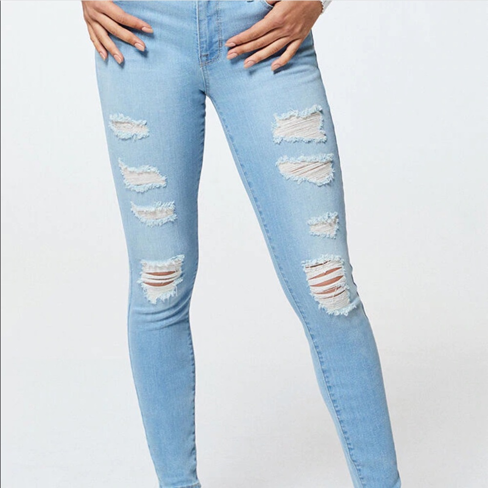Pacsun perfect fit jegging ripped jeans